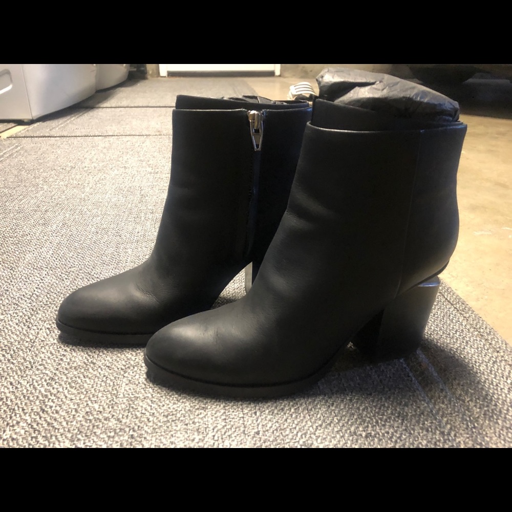 Alexander Wang Gabi boots Size 7.5
